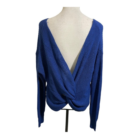 Cotton emporium relaxed knot back sweater blue knit size Large. Twisted … - Picture 6 of 10